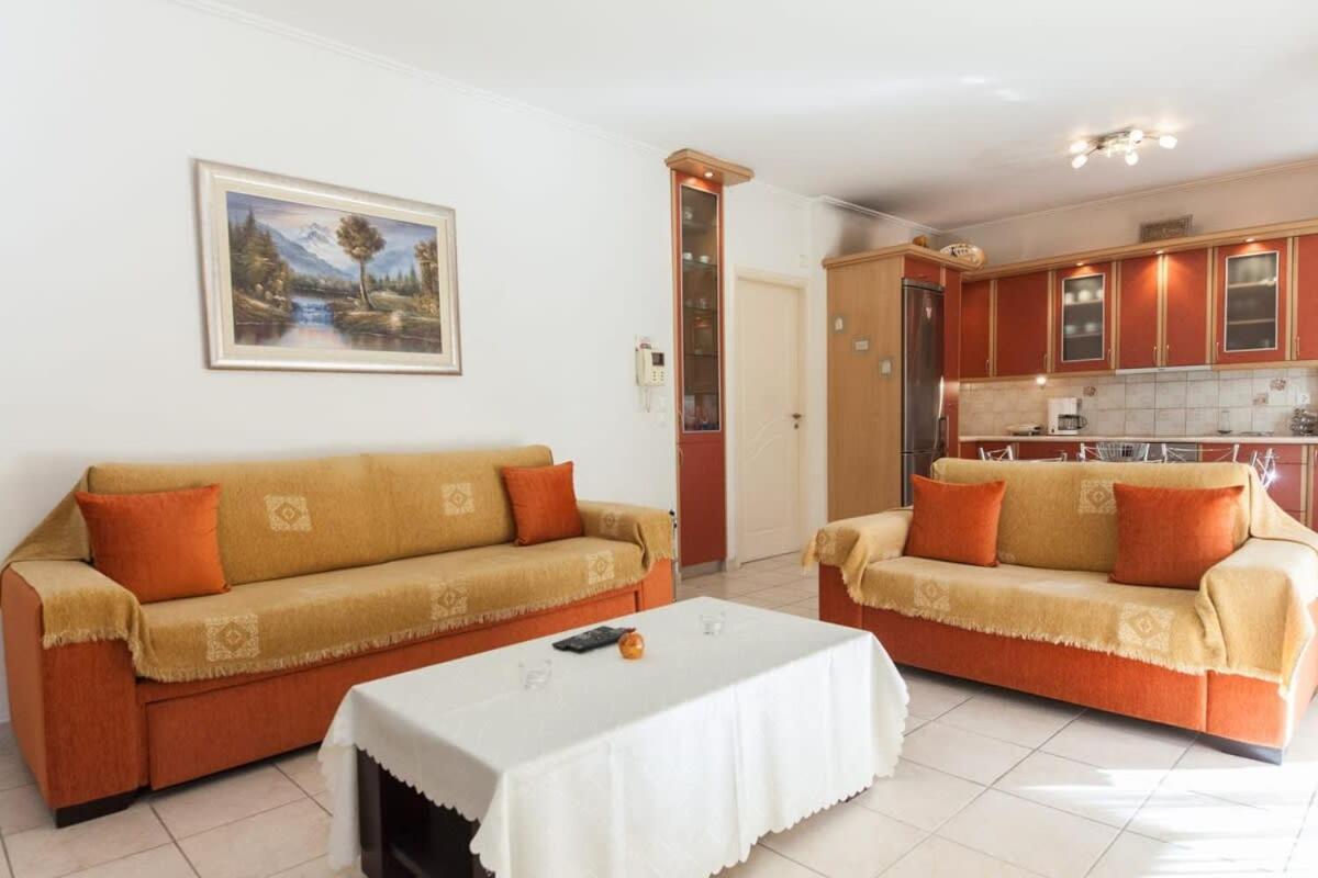 Scenic Balcony Apt In Vibrant Petralona Athens Exterior photo