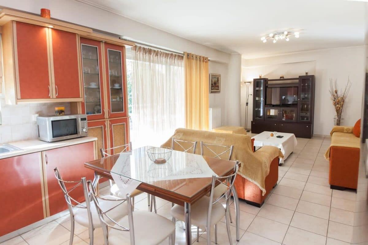 Scenic Balcony Apt In Vibrant Petralona Athens Exterior photo